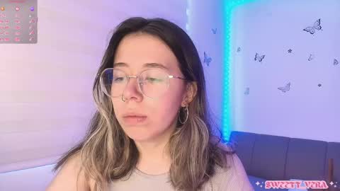 Snapshot of sweettvera_ chatting on April 21, 1:06 pm Veronica Independent Model online show from April 21, 1:06 pm