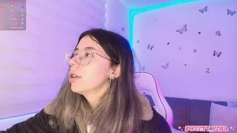 Snapshot of sweettvera_ chatting on April 24, 12:18 pm Veronica Independent Model online show from April 24, 12:18 pm