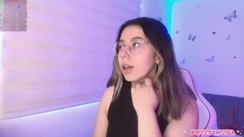 Snapshot of sweettvera_ chatting on April 25, 1:14 pm Veronica Independent Model online show from April 25, 1:14 pm