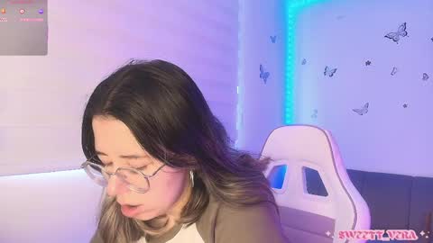 Snapshot of sweettvera_ chatting on May 11, 12:55 pm Veronica Independent Model online show from May 11, 12:55 pm