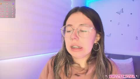 Snapshot of sweettvera_ chatting on May 21, 1:18 pm Veronica Independent Model online show from May 21, 1:18 pm