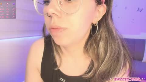 Snapshot of sweettvera_ chatting on May 23, 2:32 pm Veronica Independent Model online show from May 23, 2:32 pm