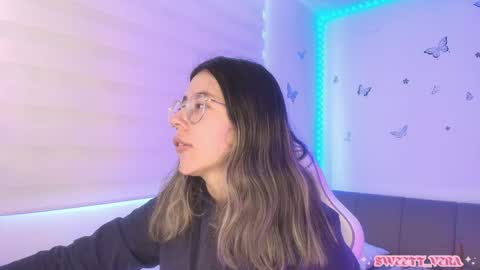 Snapshot of sweettvera_ chatting on May 25, 12:33 pm Veronica Independent Model online show from May 25, 12:33 pm