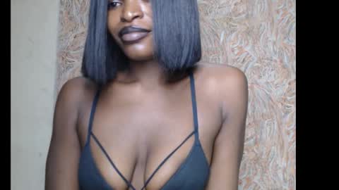 Snapshot of sweetxxboobsx chatting on September 23, 9:18 pm sweetxxboobsx online show from September 23, 9:18 pm