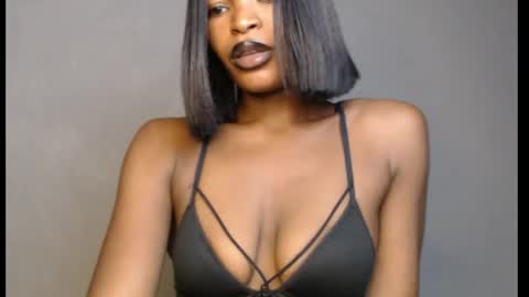 sweetxxboobsx online show from March 31, 8:15 am