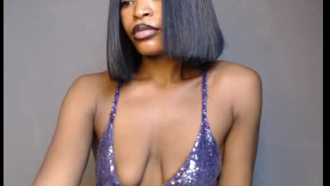 Snapshot of sweetxxboobsx chatting on May 21, 8:21 am sweetxxboobsx online show from May 21, 8:21 am