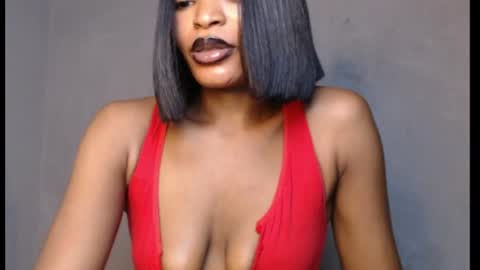 Snapshot of sweetxxboobsx chatting on June 28, 7:58 am sweetxxboobsx online show from June 28, 7:58 am