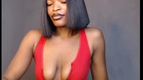 Snapshot of sweetxxboobsx chatting on July 20, 7:55 am sweetxxboobsx online show from July 20, 7:55 am