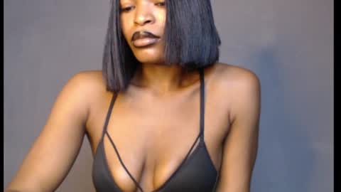 Snapshot of sweetxxboobsx chatting on July 26, 6:43 am sweetxxboobsx online show from July 26, 6:43 am