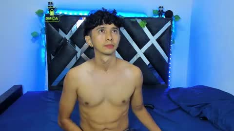 Snapshot of sweety__boy_ chatting on July 16, 3:23 am sweety Boy online show from July 16, 3:23 am