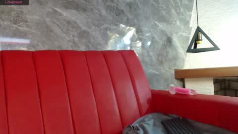 Snapshot of sweety_ashly chatting on February 18, 2:16 pm Ashley 3 online show from February 18, 2:16 pm