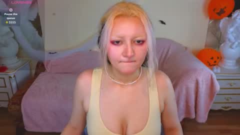 Hot Candy online show from October 30, 11:44 am