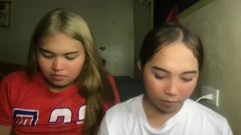 Snapshot of sweety_heart18 chatting on July 16, 3:29 pm sweety_heart18 online show from July 16, 3:29 pm