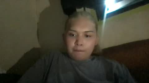 Snapshot of sweety_heart18 chatting on July 17, 10:44 am sweety_heart18 online show from July 17, 10:44 am