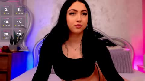 Snapshot of sweety_sasha18 chatting on April 24, 5:26 pm Sasha online show from April 24, 5:26 pm