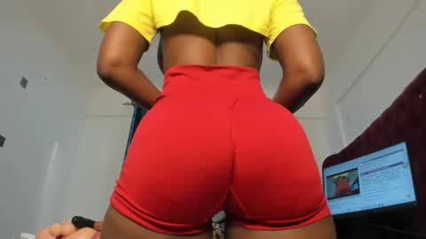 Snapshot of sweety_shawtys chatting on April 24, 4:37 am shawtyshasha online show from April 24, 4:37 am