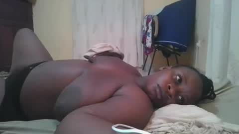 sweetyass25 online show from March 17, 6:00 pm