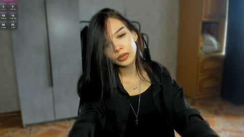 Snapshot of sweetydeviliya chatting on April 27, 6:44 am sweetydeviliya online show from April 27, 6:44 am