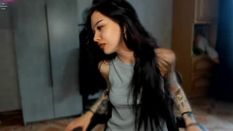 Snapshot of sweetydeviliya chatting on May 5, 10:56 am sweetydeviliya online show from May 5, 10:56 am