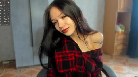 Snapshot of sweetydeviliya chatting on June 4, 8:42 am sweetydeviliya online show from June 4, 8:42 am