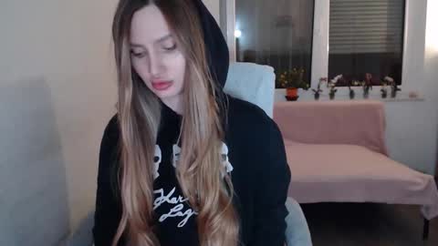  Flawori  online show from April 26, 11:02 pm