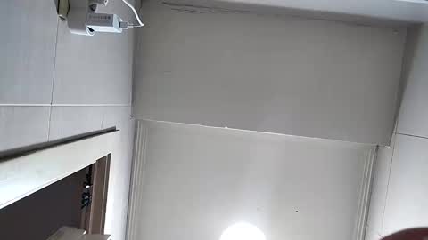 Snapshot of sweetywhity2 chatting on May 6, 3:06 pm Silvia online show from May 6, 3:06 pm