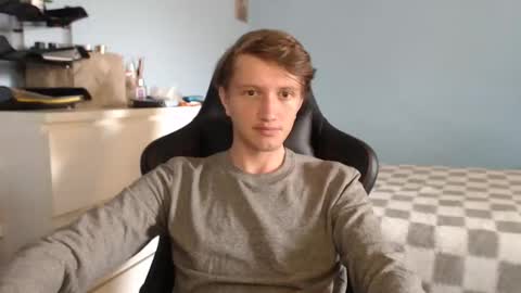 Cat online show from March 20, 7:57 am