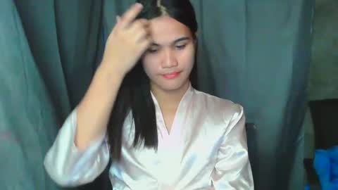 Rhea online show from April 19, 6:10 pm