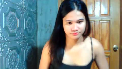 Snapshot of swettie_rhea chatting on June 30, 6:25 am Rhea online show from June 30, 6:25 am