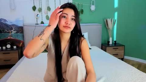 Angela online show from March 9, 2:21 pm