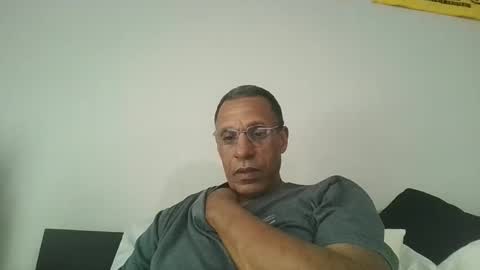Snapshot of swimmerbod2495 chatting on April 8, 8:20 pm swimmerbod2495 online show from April 8, 8:20 pm