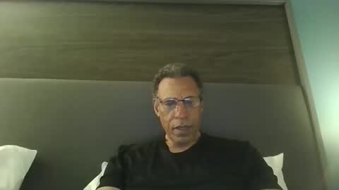 Snapshot of swimmerbod2495 chatting on May 16, 6:32 am swimmerbod2495 online show from May 16, 6:32 am