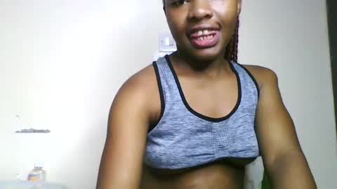 Snapshot of swit_candy chatting on May 7, 1:33 am Candy online show from May 7, 1:33 am