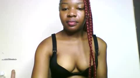 Snapshot of swit_candy chatting on May 8, 2:17 am Candy online show from May 8, 2:17 am