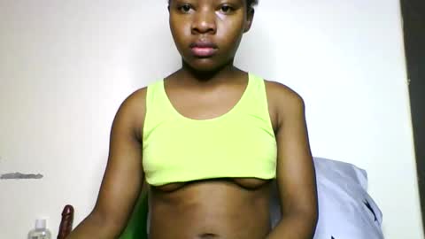 Snapshot of swit_candy chatting on May 17, 1:25 am Candy online show from May 17, 1:25 am
