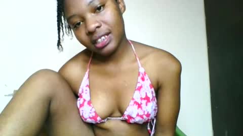 Snapshot of swit_candy chatting on June 23, 5:33 pm Candy online show from June 23, 5:33 pm