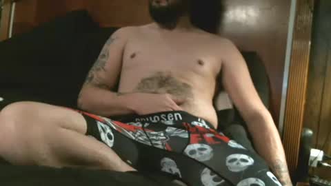 Snapshot of sydetrak4469 chatting on December 28, 8:25 pm Syde online show from December 28, 8:25 pm