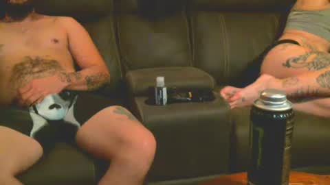 Snapshot of sydetrak4469 chatting on March 9, 6:32 pm Syde online show from March 9, 6:32 pm