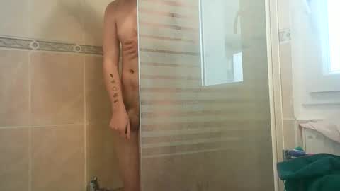 Snapshot of syhtam chatting on December 29, 2:42 pm syhtam online show from December 29, 2:42 pm