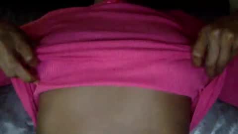 Snapshot of syiatonite chatting on November 21, 1:04 am syiatonite online show from November 21, 1:04 am