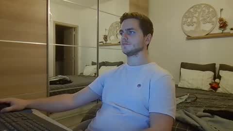 syl092 online show from November 5, 5:02 pm