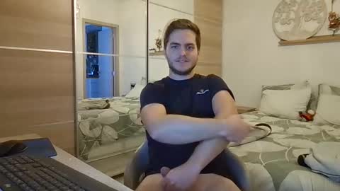 syl092 online show from November 12, 4:29 pm