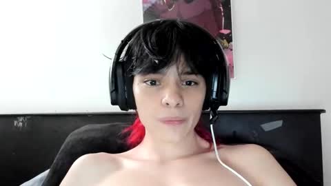 sylasfrost online show from December 20, 10:28 pm