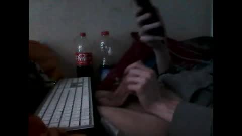 Snapshot of sylens788343 chatting on February 2, 8:29 pm sylens788343 online show from February 2, 8:29 pm