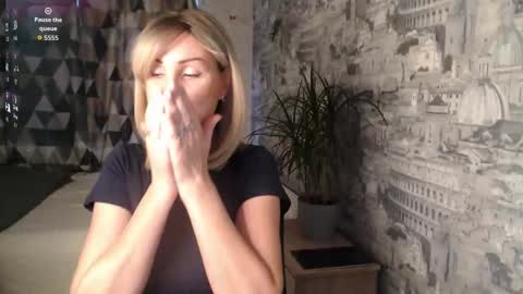 Sylvia online show from November 10, 6:23 am