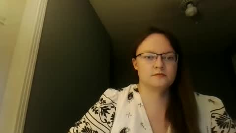 sylviexxxfun online show from June 28, 6:03 pm