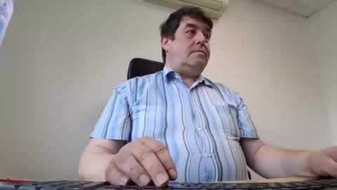Snapshot of sympa_trique chatting on June 8, 7:53 am sympa_trique online show from June 8, 7:53 am