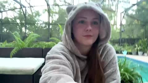 Jennah online show from October 12, 10:53 pm