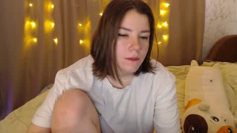 SyrenDixon online show from March 31, 9:53 am