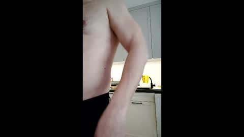 black sofa online show from March 4, 7:36 am